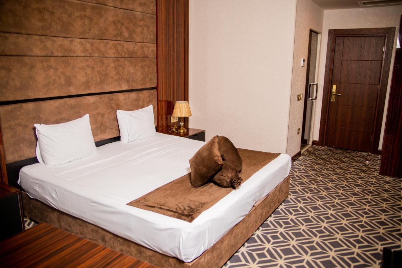 Piano Hotel Baku Zewnętrze zdjęcie